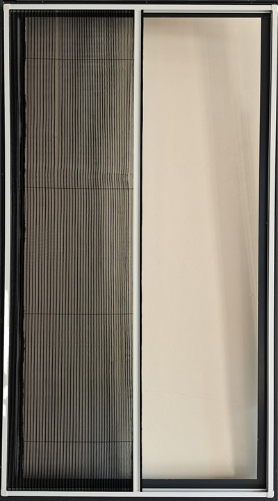 ドア用プリーツフライスクリーン